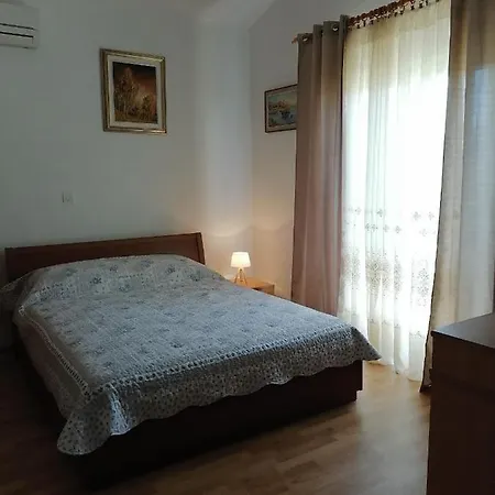 Apartamento Vedrana *